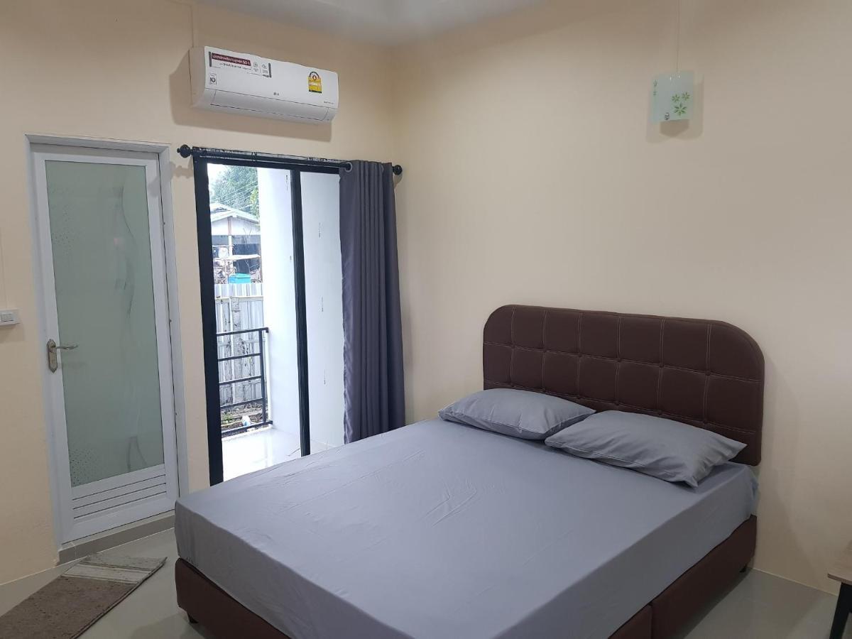 Room62 Lom Sak Экстерьер фото